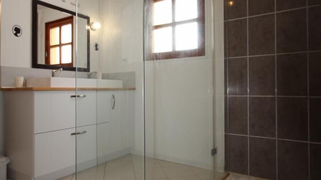 Photo of Bathroom in La Chapelle-Naude