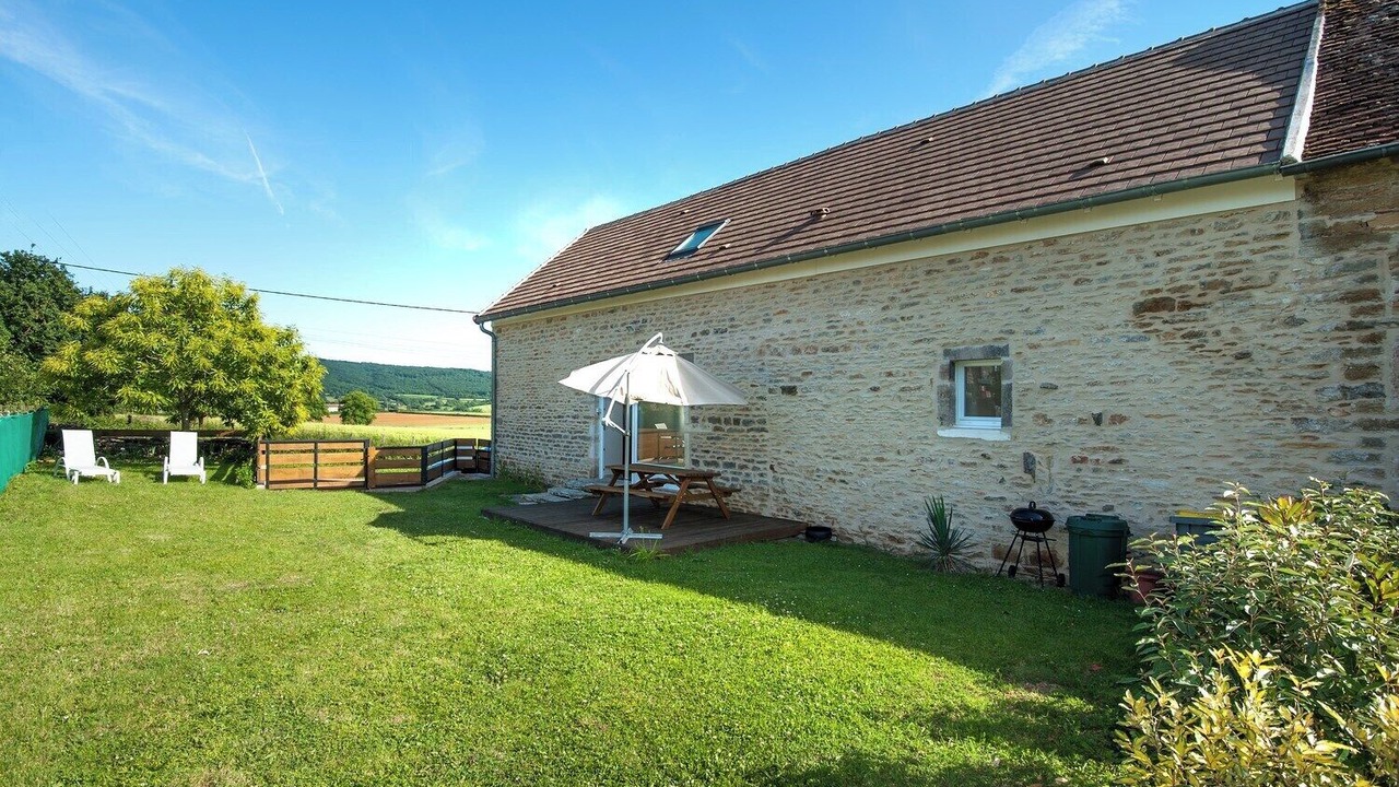 Photo of Outdoor in Cersot
