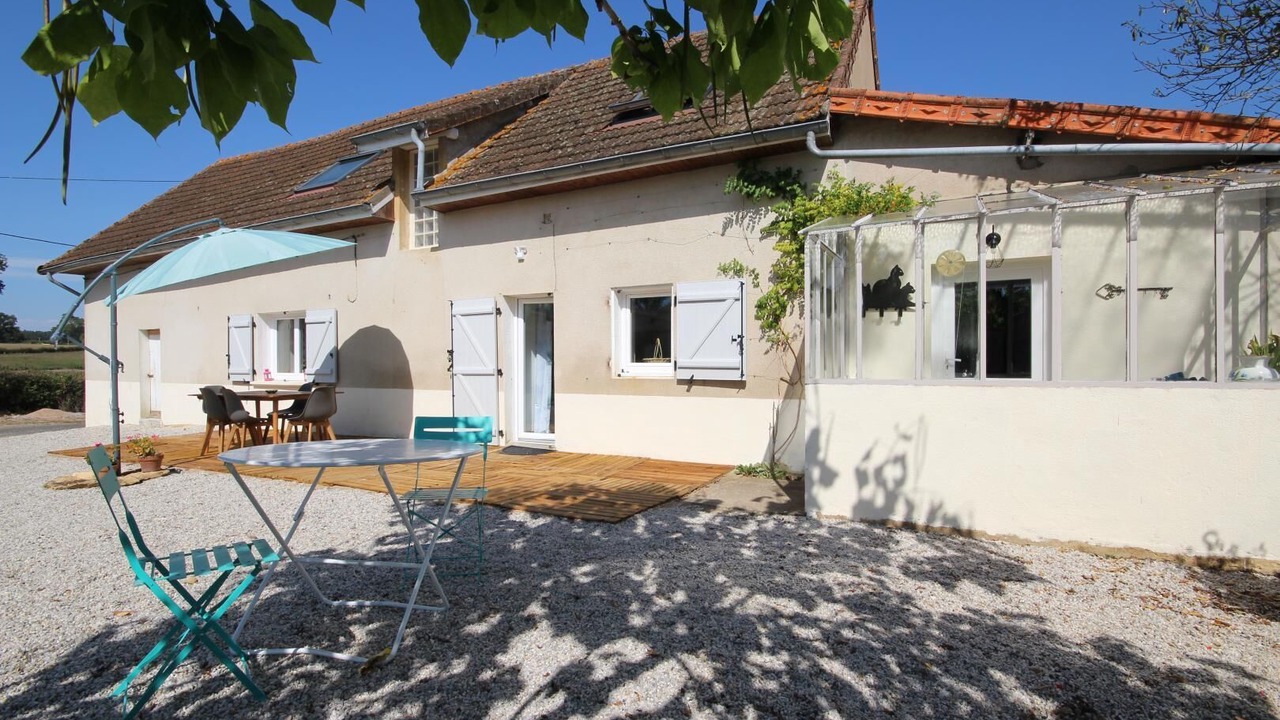 Photo of Outdoor in Saint-Vincent-Bragny