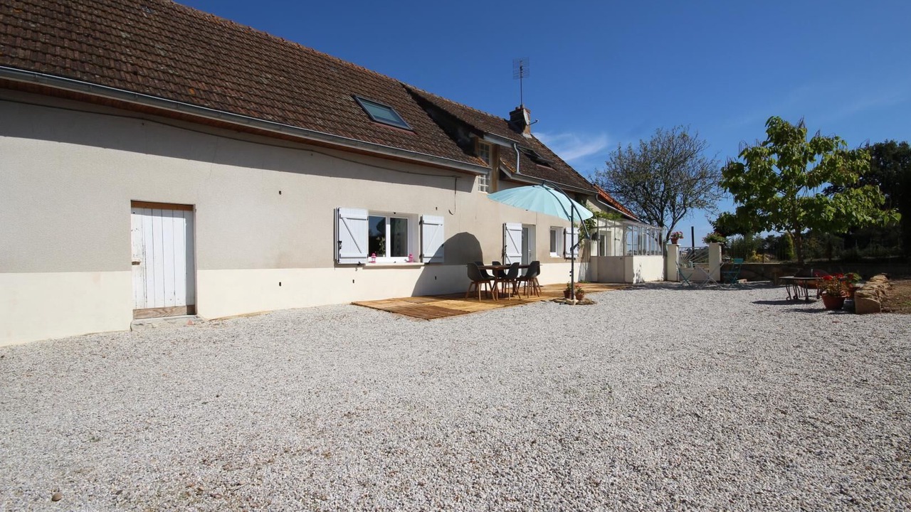 Photo of Outdoor in Saint-Vincent-Bragny