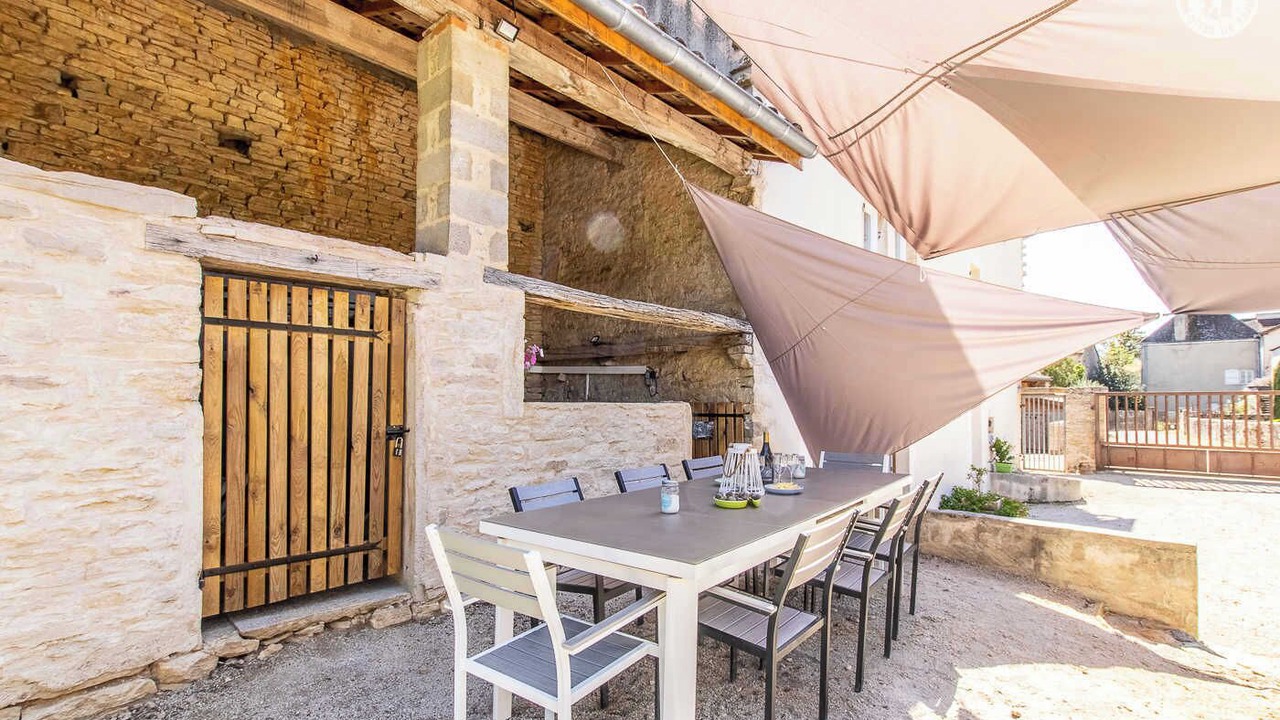 Photo of Outdoor in Jugy