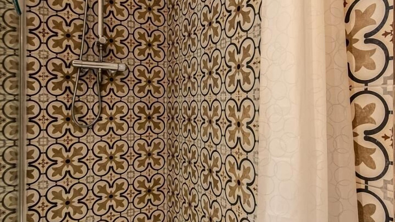 Photo of Bathroom in Saint-Vallerin