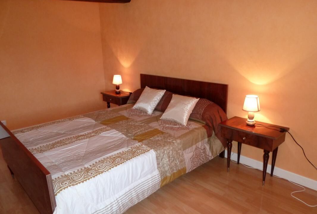 Photo of Bedroom in Saint-Christophe-en-Brionnais