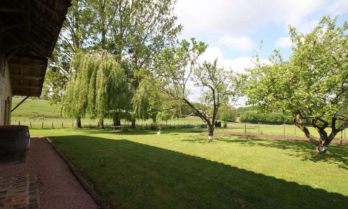 Photo of Outdoor in Dommartin-les-Cuiseaux