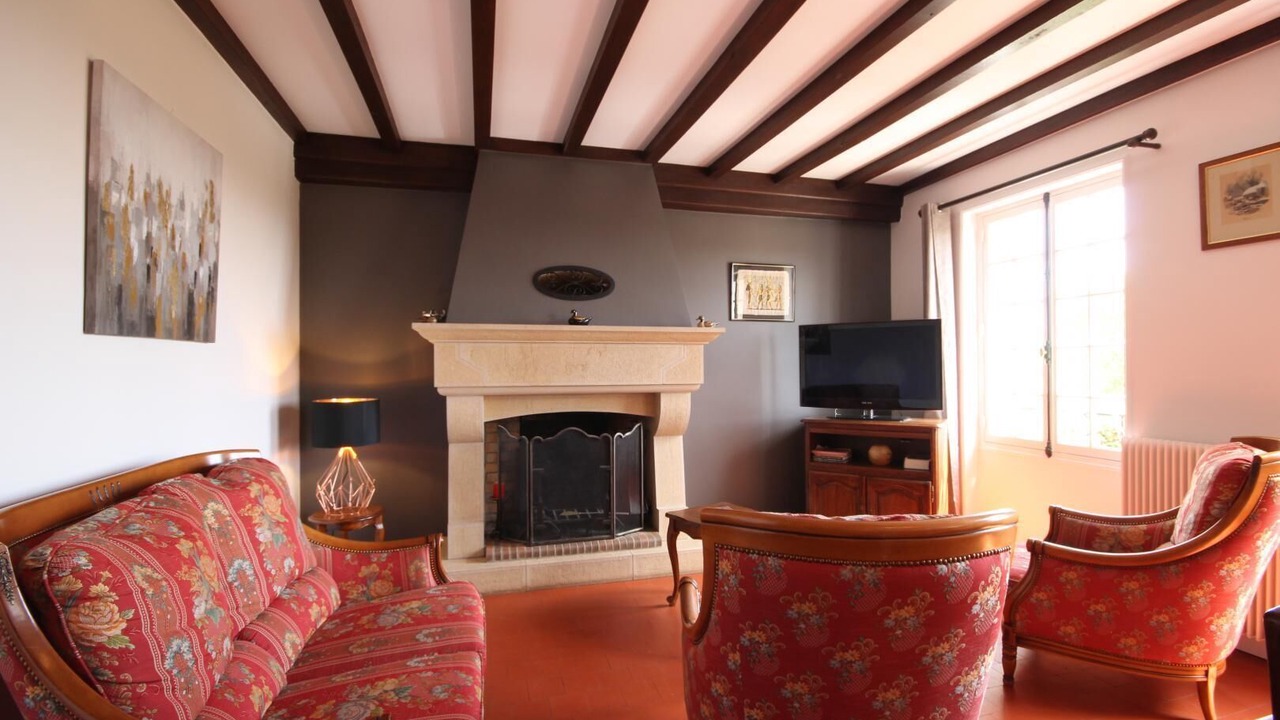 Photo of Livingroom in Buxy