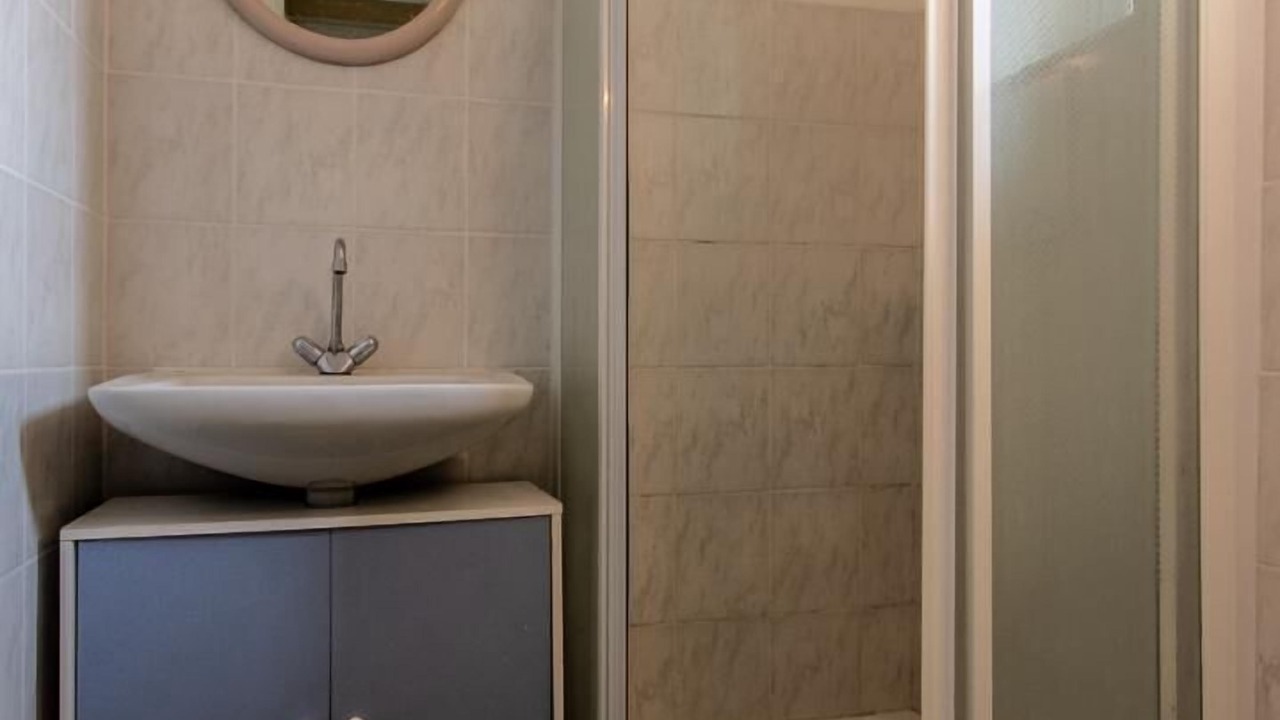 Photo of Bathroom in Saint-Symphorien-des-Bois