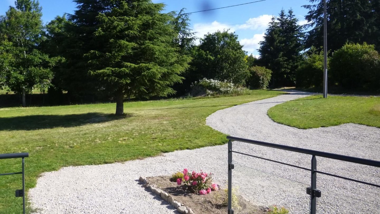 Photo of Outdoor in Saint-Leger-sous-Beuvray