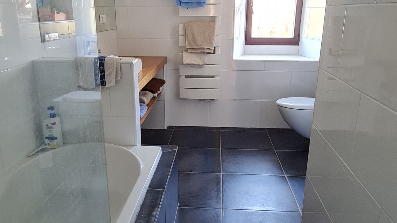 Photo of Bathroom in Chateauneuf-de-Galaure