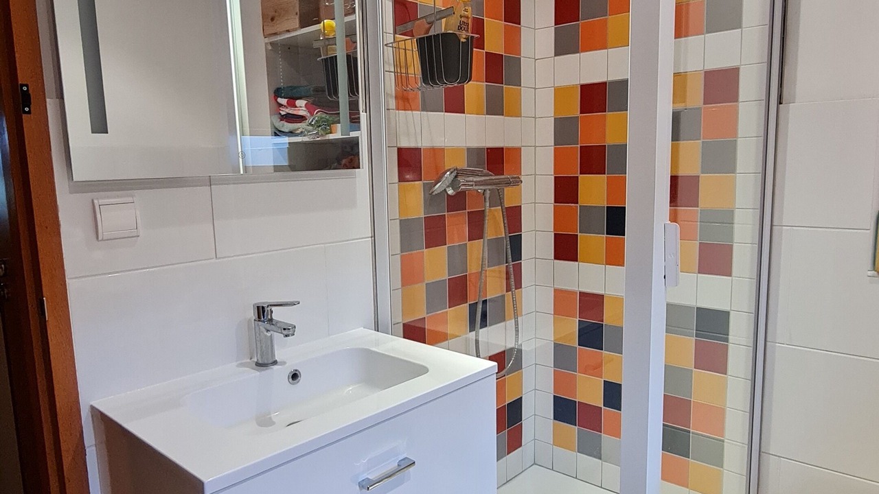 Photo of Bathroom in Chateauneuf-de-Galaure