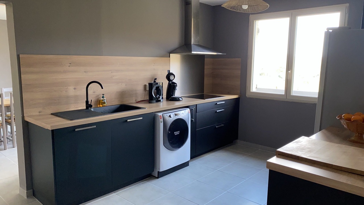 Photo of Kitchen in Saint-Martin-du-Puy
