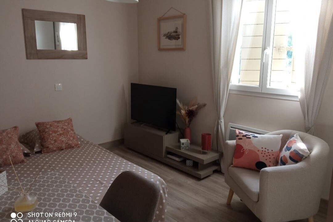 Photo of Bedroom in Taulignan