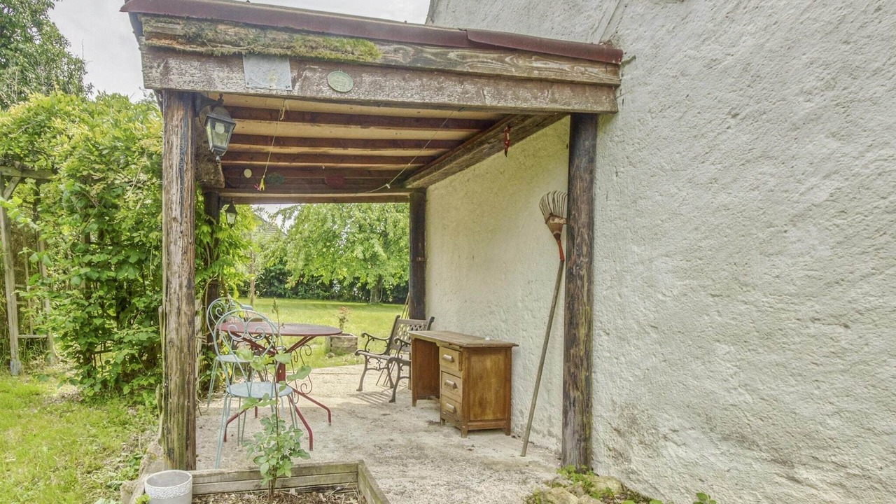 Photo of Patio Balcony in Devay