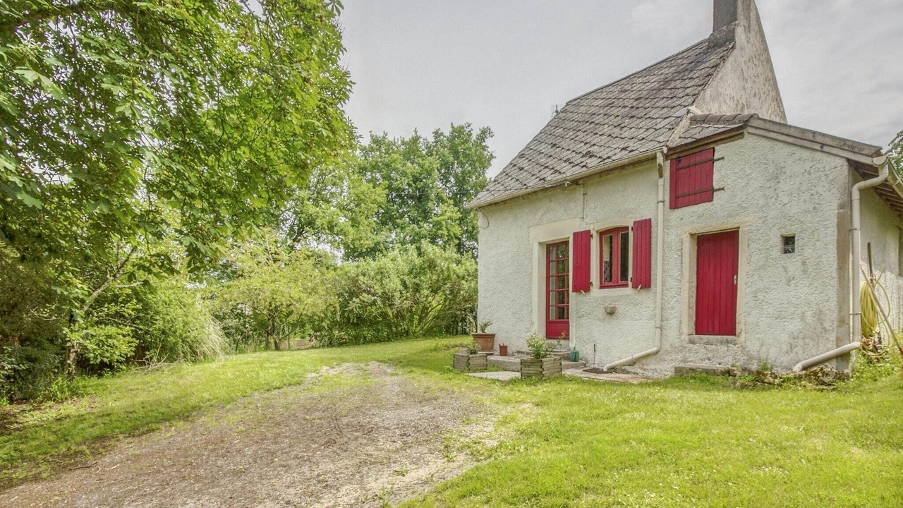 Photo of Outdoor in Devay