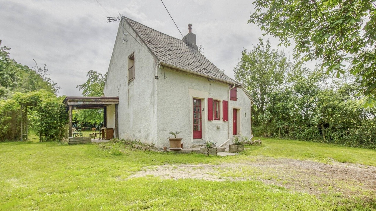 Photo of Outdoor in Devay