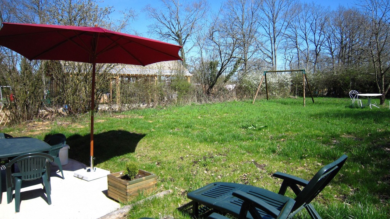 Photo of Outdoor in Devay