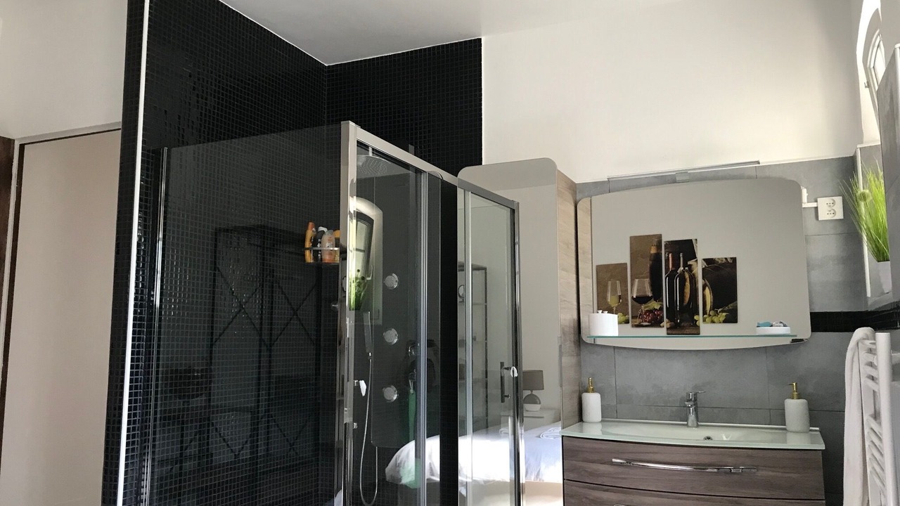 Photo of Bathroom in Bollene