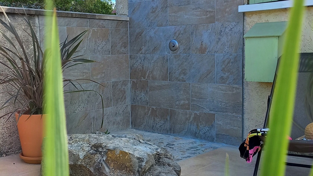 Photo of Patio Balcony in Saint-Maurice-d'Ibie