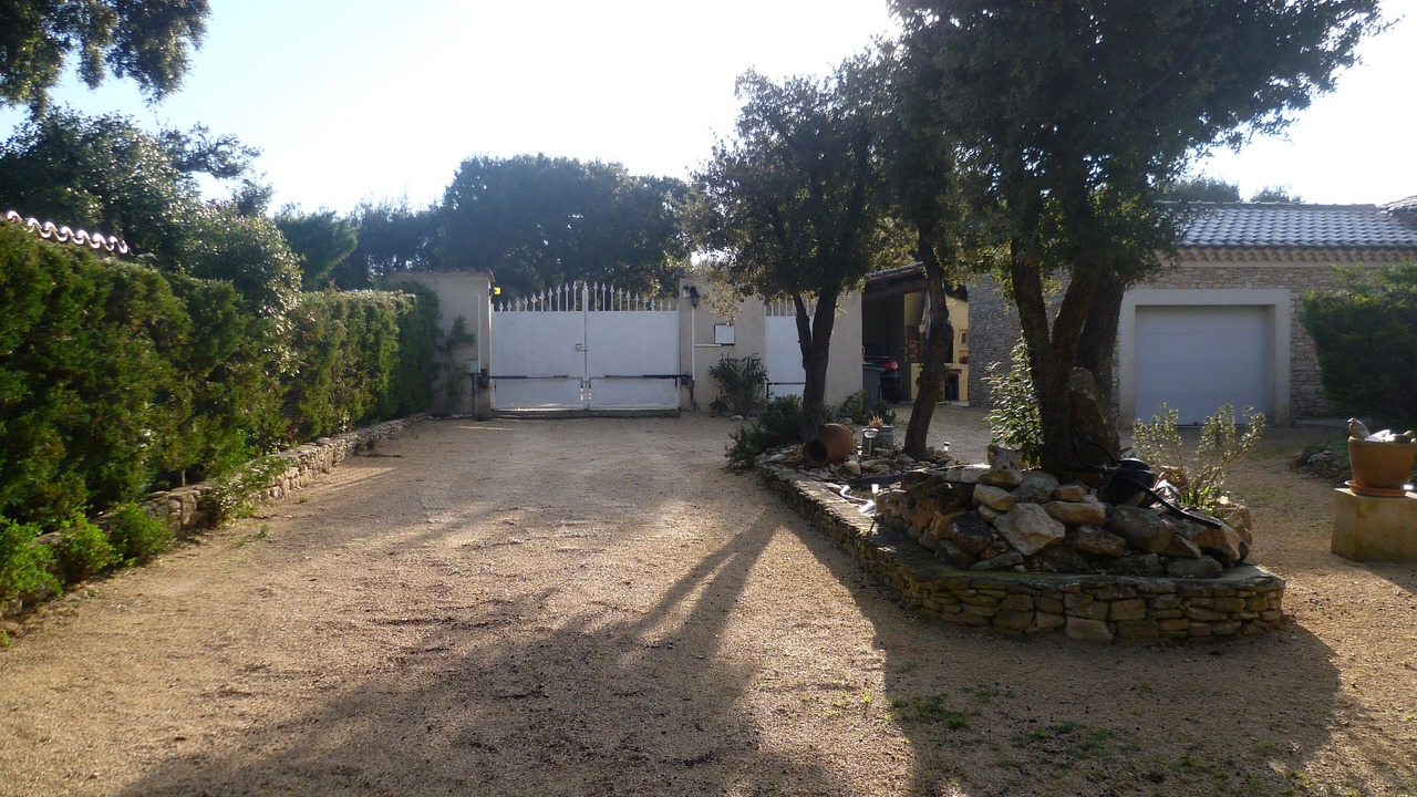 Photo of Outdoor in La Roque-sur-Pernes