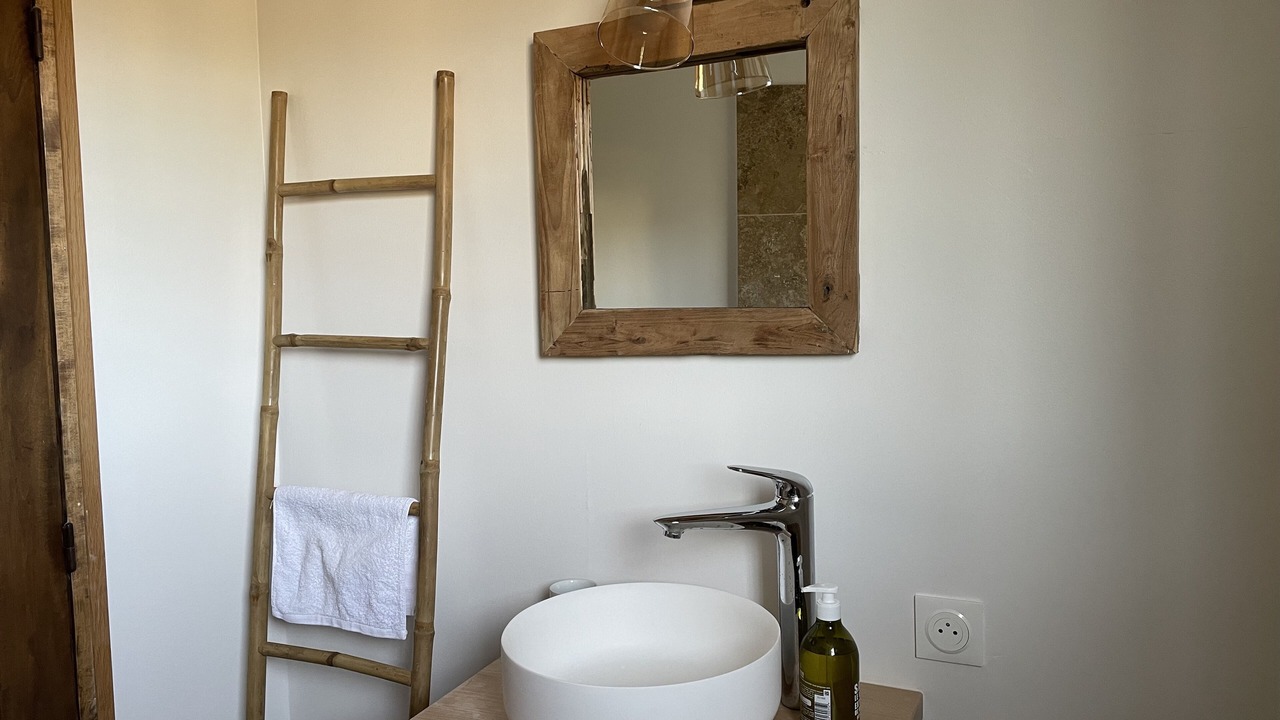 Photo of Bathroom in Solerieux