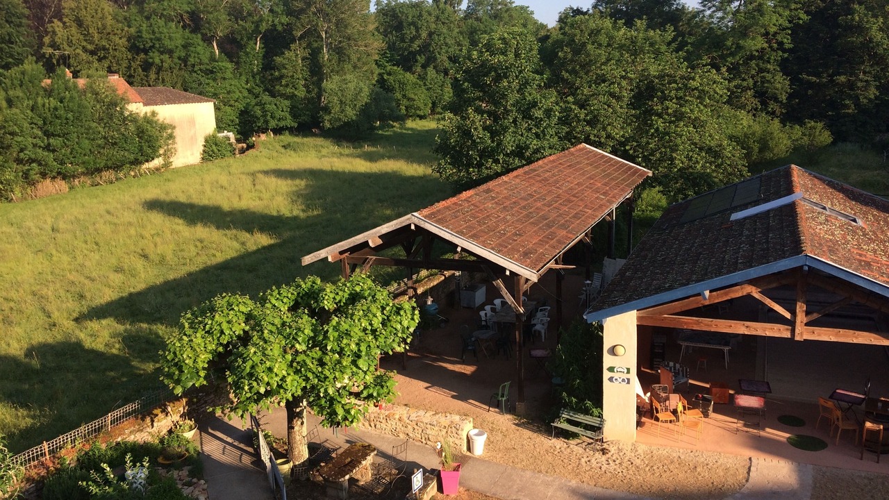 Photo of Outdoor in La Roche-Vineuse