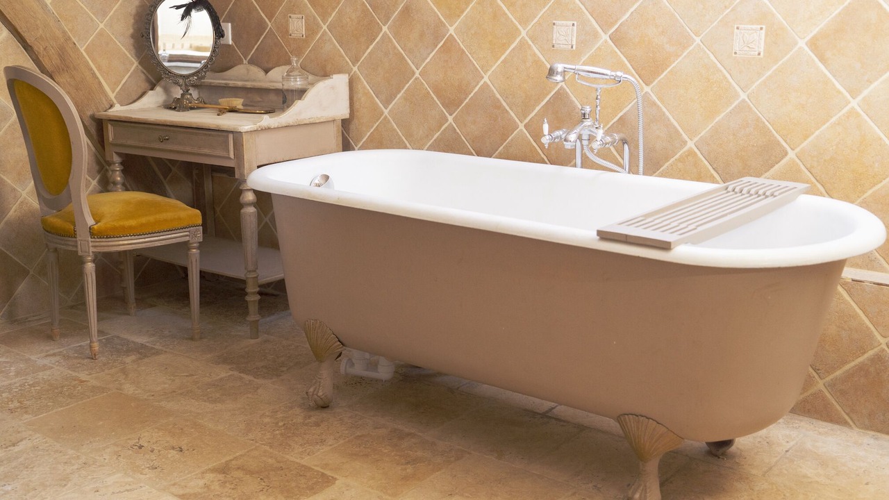 Photo of Bathroom in Brinay