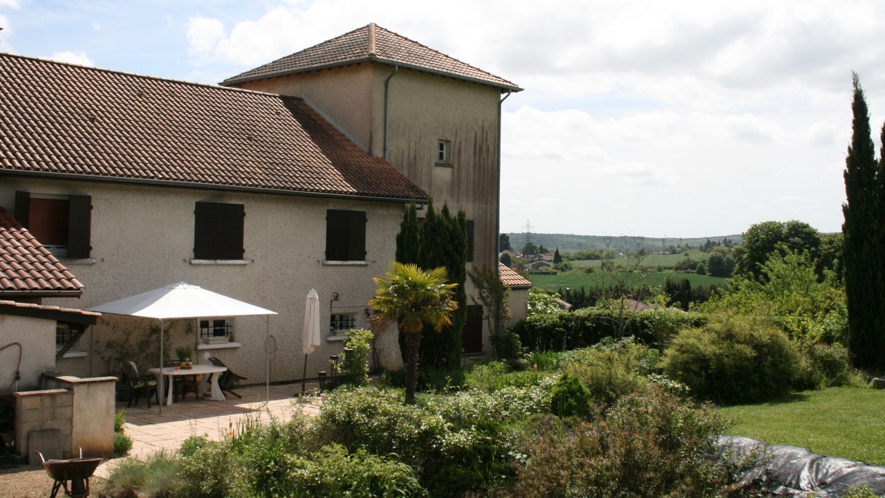 Photo of Others in Tournus