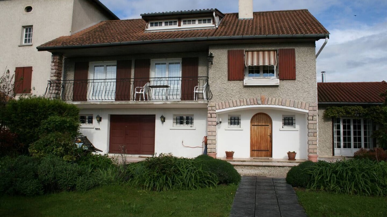 Photo of Others in Tournus