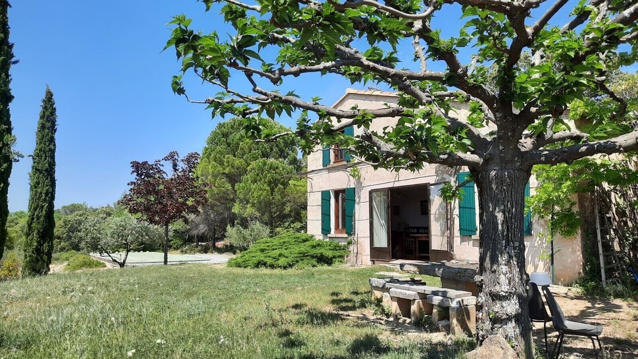 Photo of Outdoor in Saint-Pierre-de-Vassols