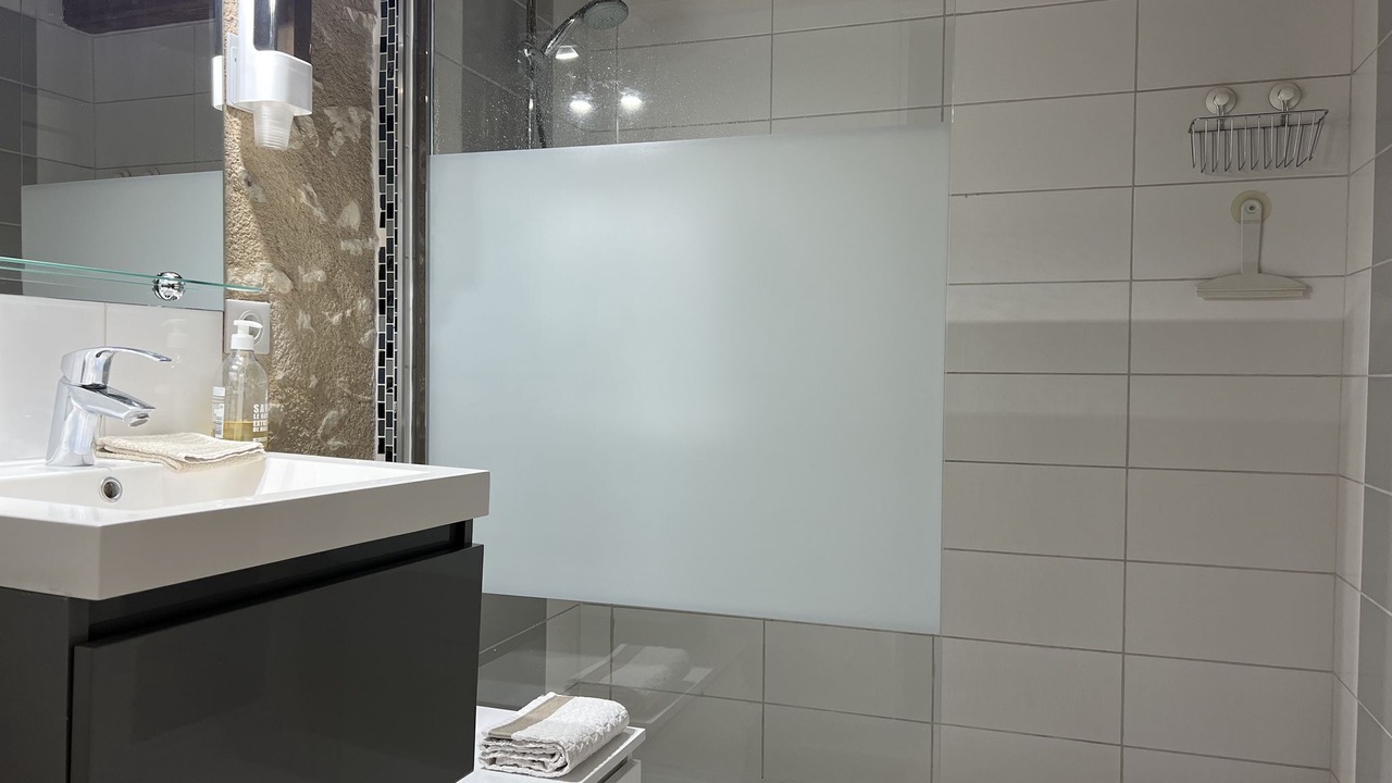 Photo of Bathroom in Saint-Eloi