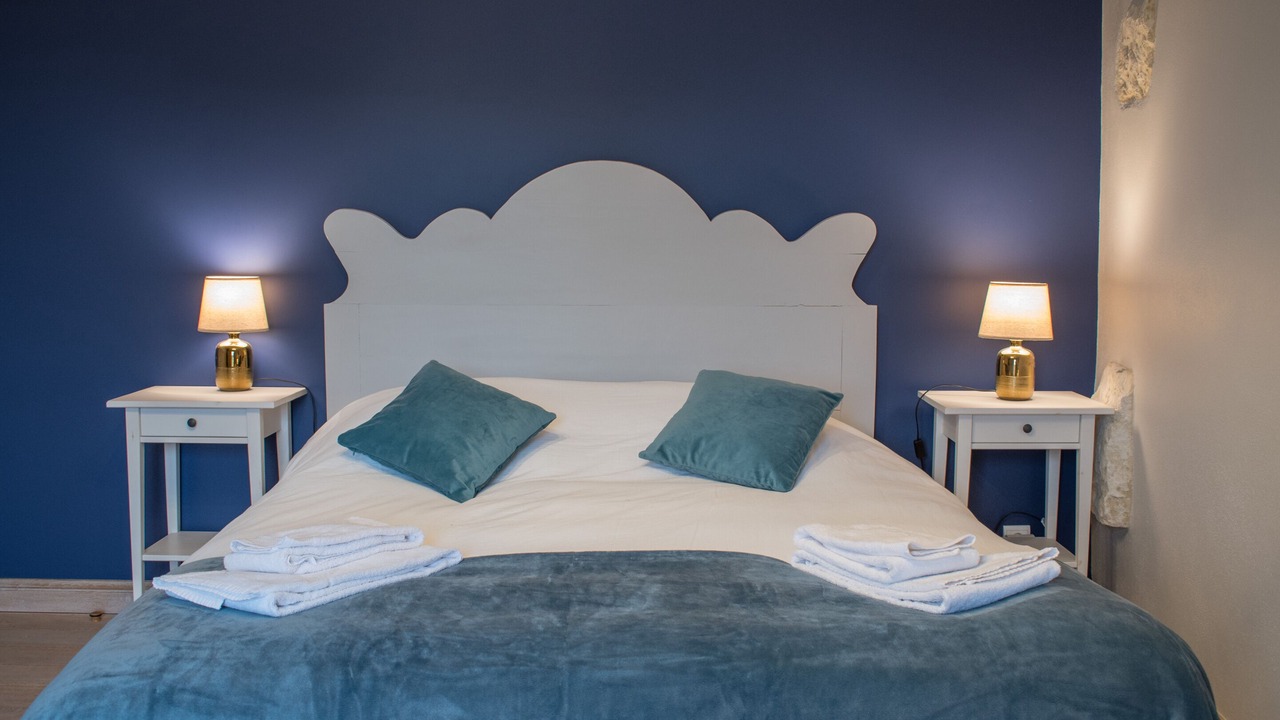 Photo of Bedroom in Saint-Cyr-les-Colons
