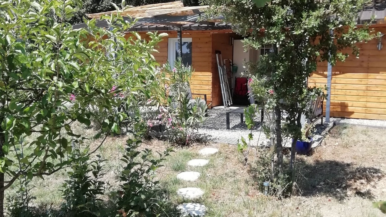 Photo of Outdoor in Suze-la-Rousse