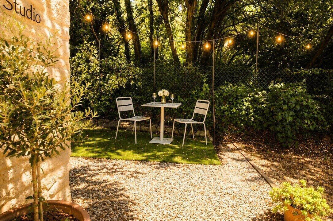 Photo of Outdoor in Suze-la-Rousse