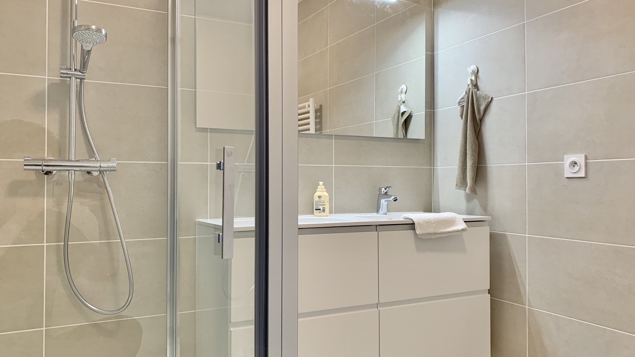 Photo of Bathroom in Meylan
