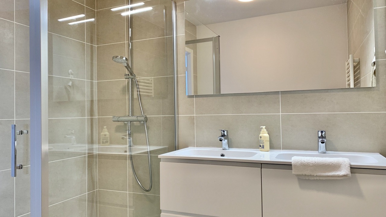 Photo of Bathroom in Meylan