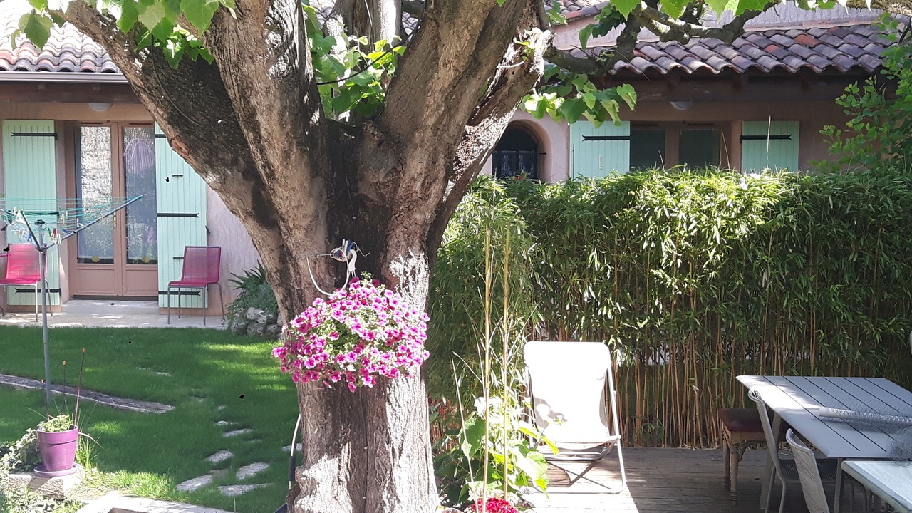 Photo of Outdoor in Donzere
