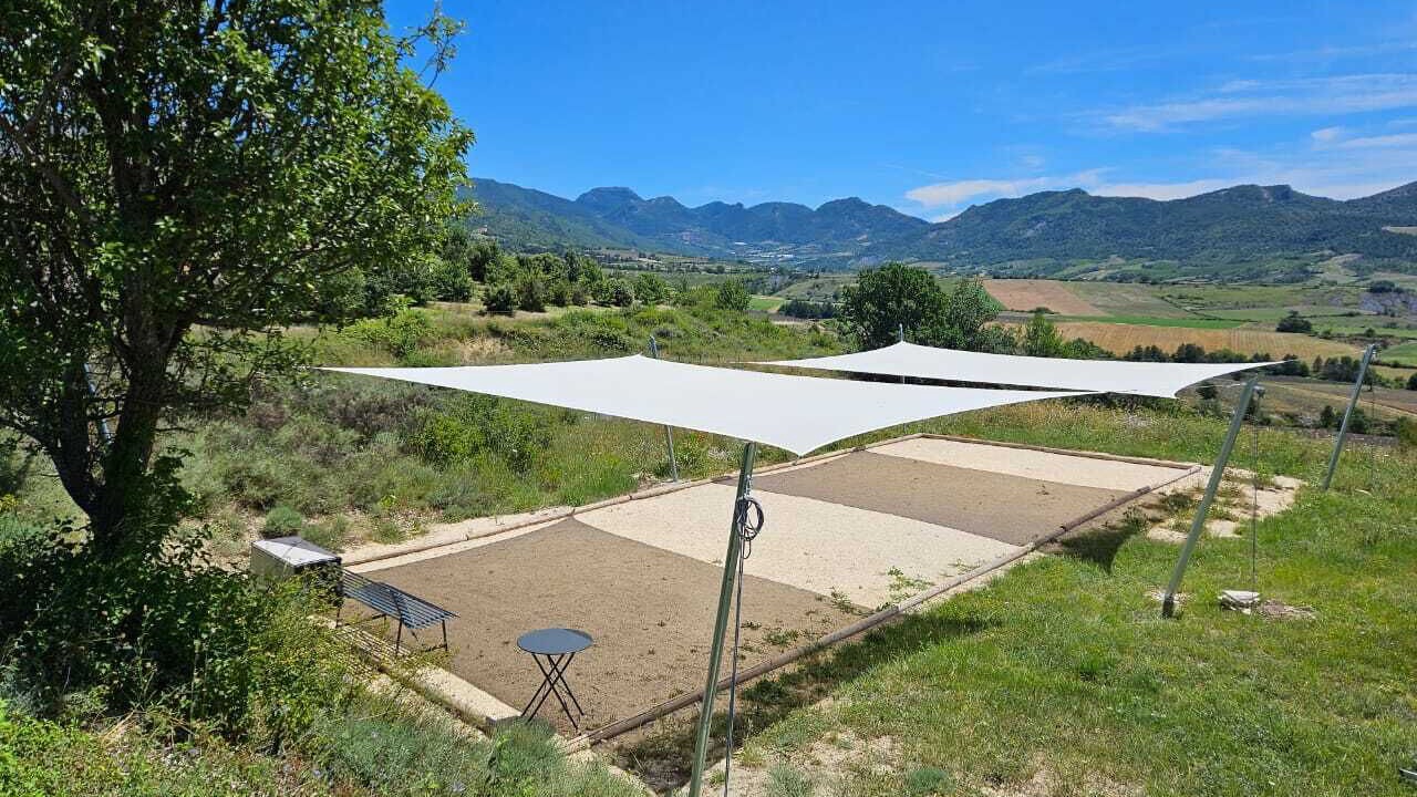 Photo of Outdoor in Le Poet-Sigillat