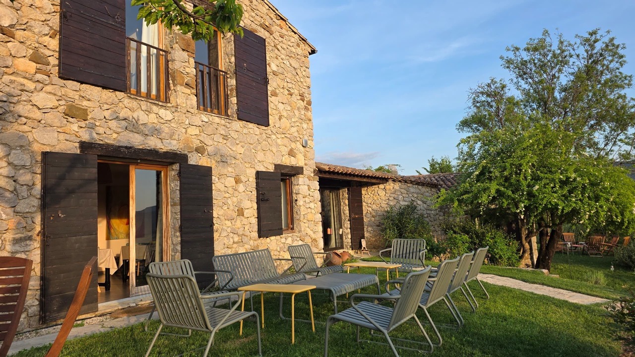Photo of Outdoor in Le Poet-Sigillat