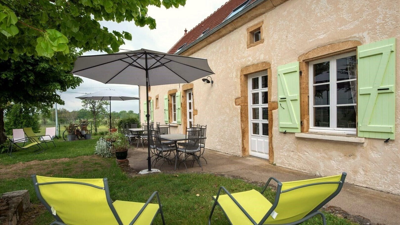 Photo of Outdoor in L'Hopital-le-Mercier