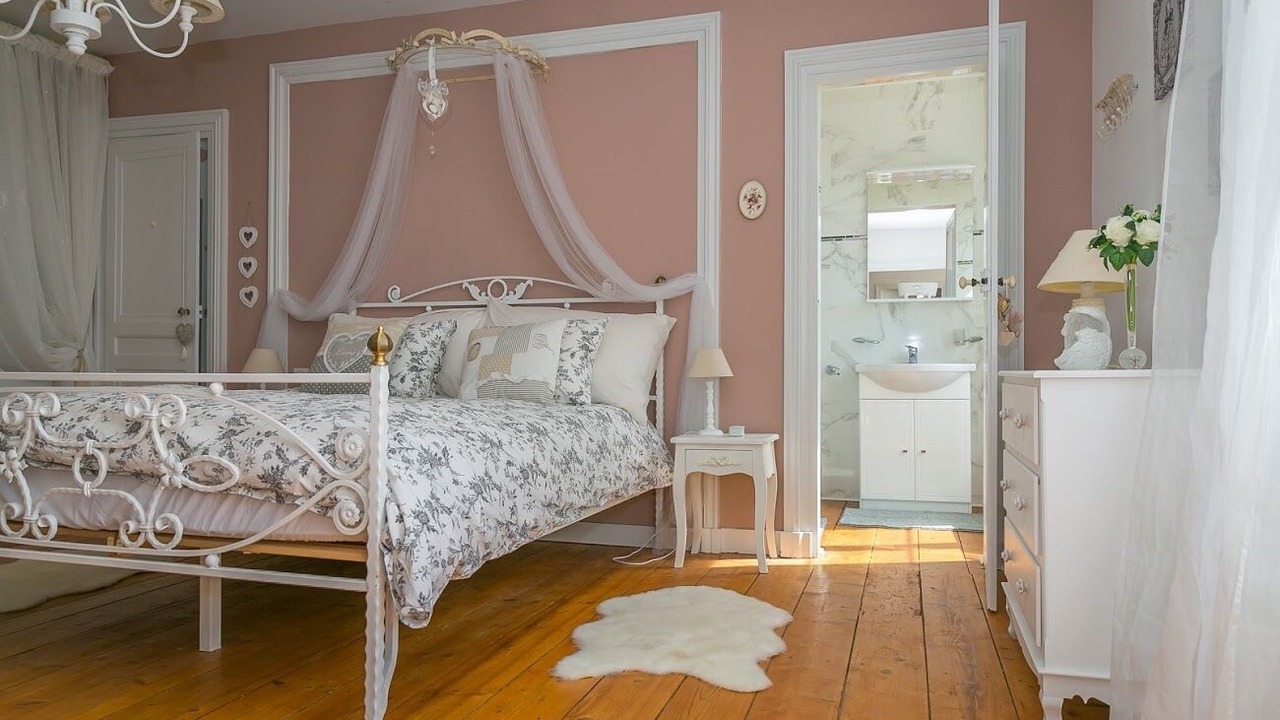 Photo of Bedroom in Membrey