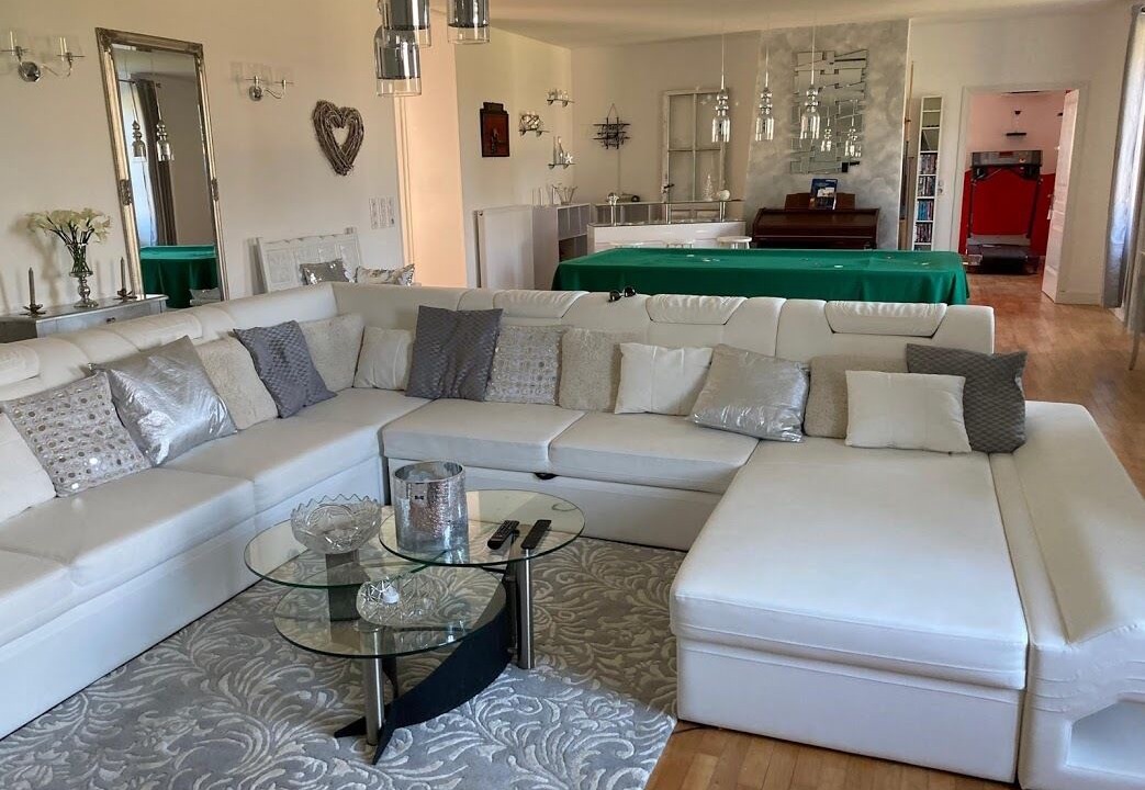 Photo of Livingroom in Membrey