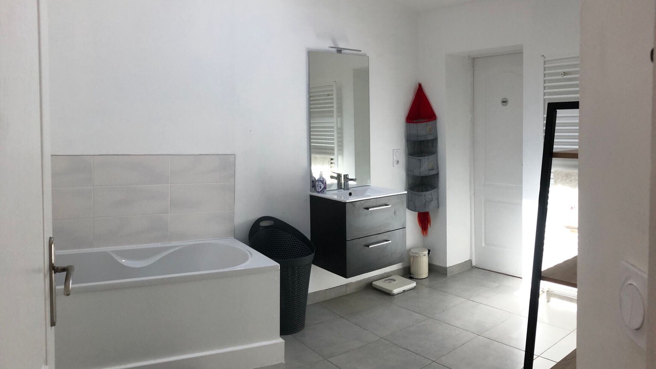 Photo of Bathroom in Athienville