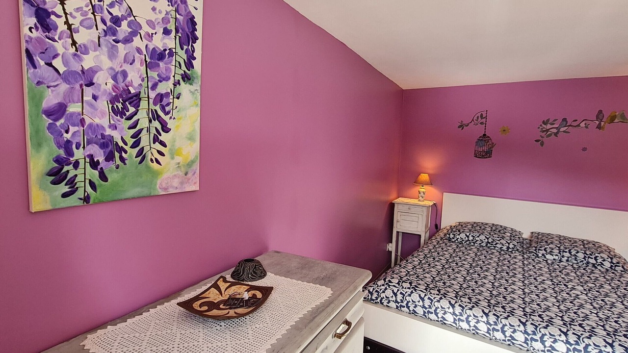 Photo of Bedroom in Ville-au-Val