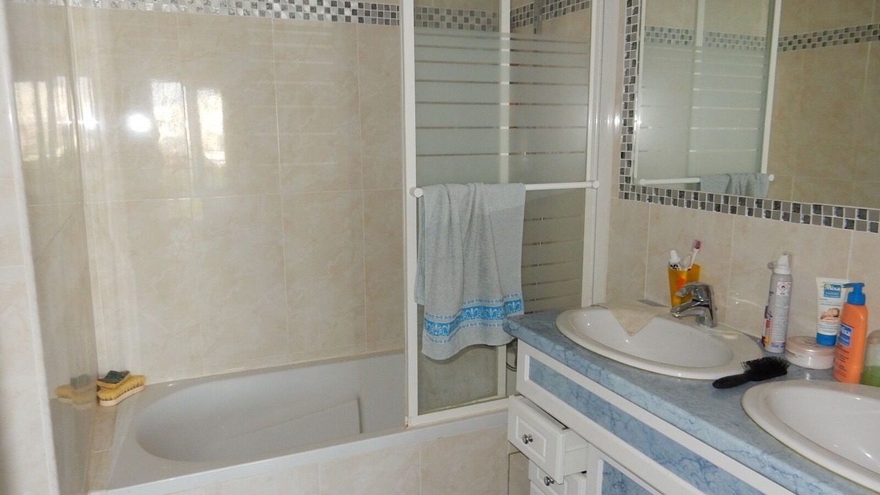 Photo of Bathroom in Quartier de la Maison-Blanche
