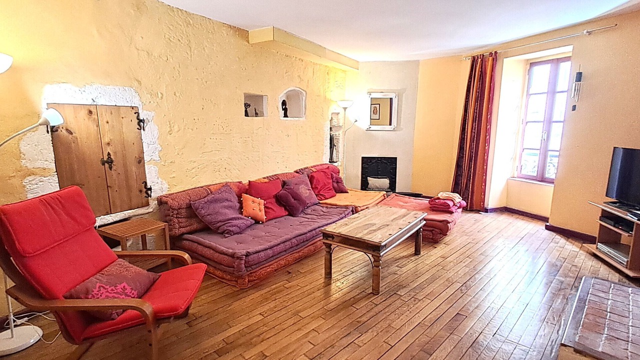 Photo of Livingroom in Saint-Paul-Trois-Chateaux