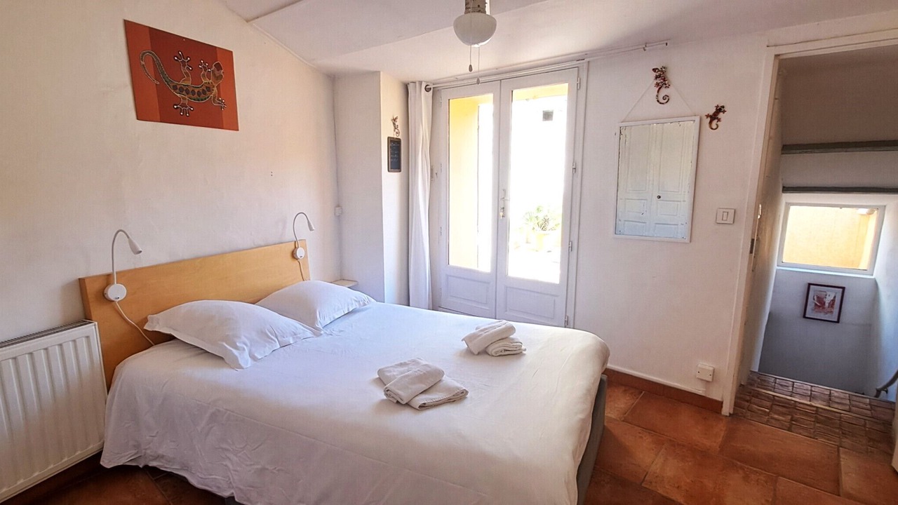Photo of Bedroom in Saint-Paul-Trois-Chateaux