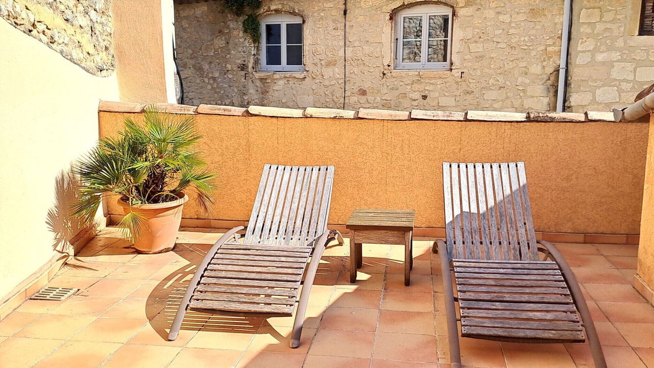 Photo of Patio Balcony in Saint-Paul-Trois-Chateaux