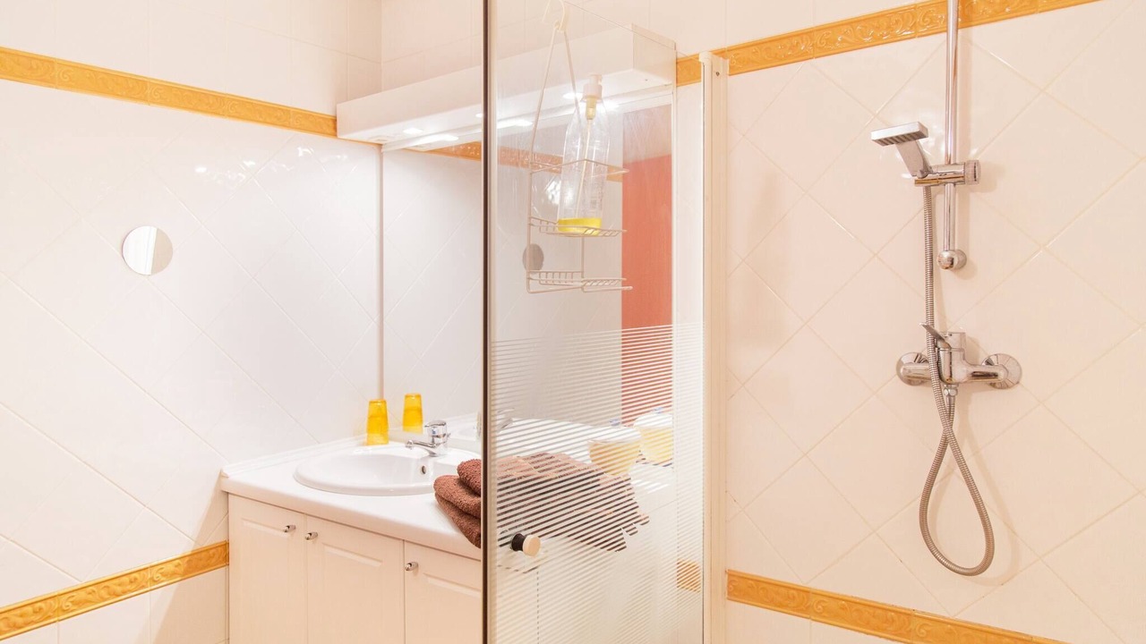 Photo of Bathroom in Donzere