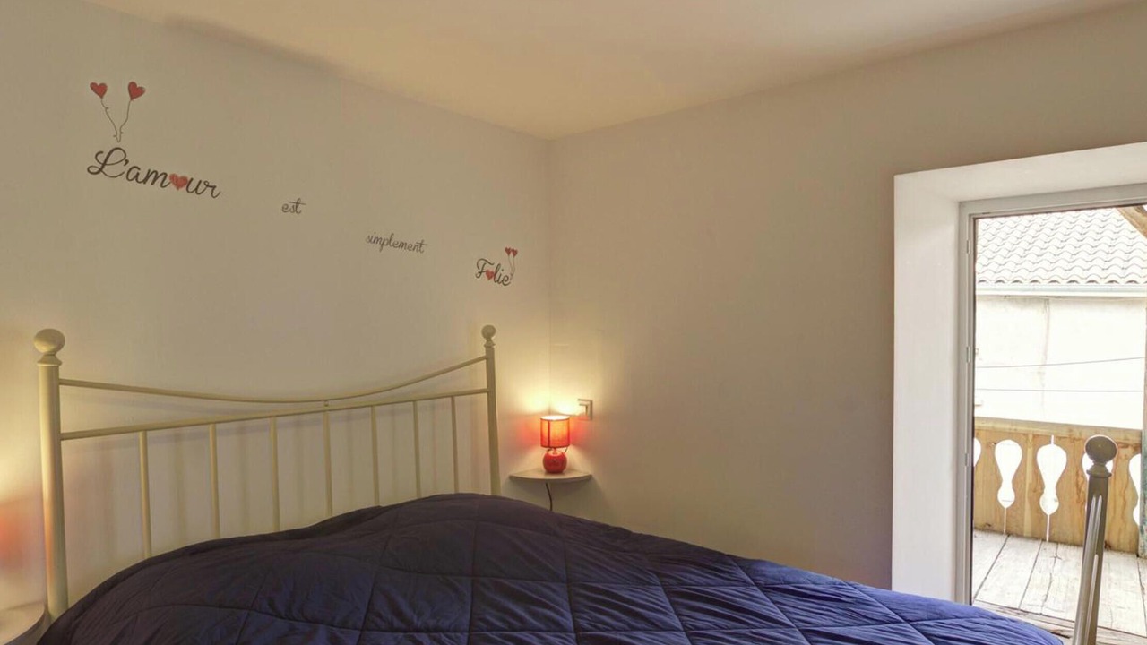 Photo of Bedroom in Cremeaux