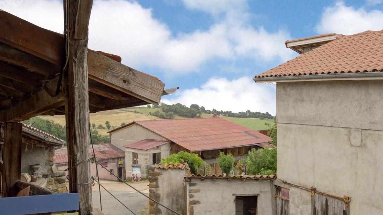 Photo of Outdoor in Cremeaux