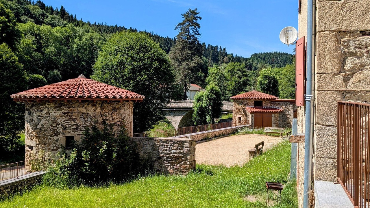 Photo of Outdoor in Saint-Vert
